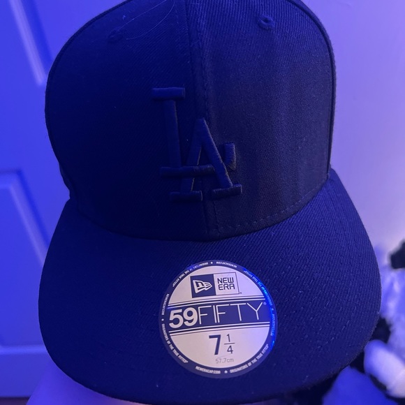La fitted cap i bought it to never actually wear it - Picture 1 of 2